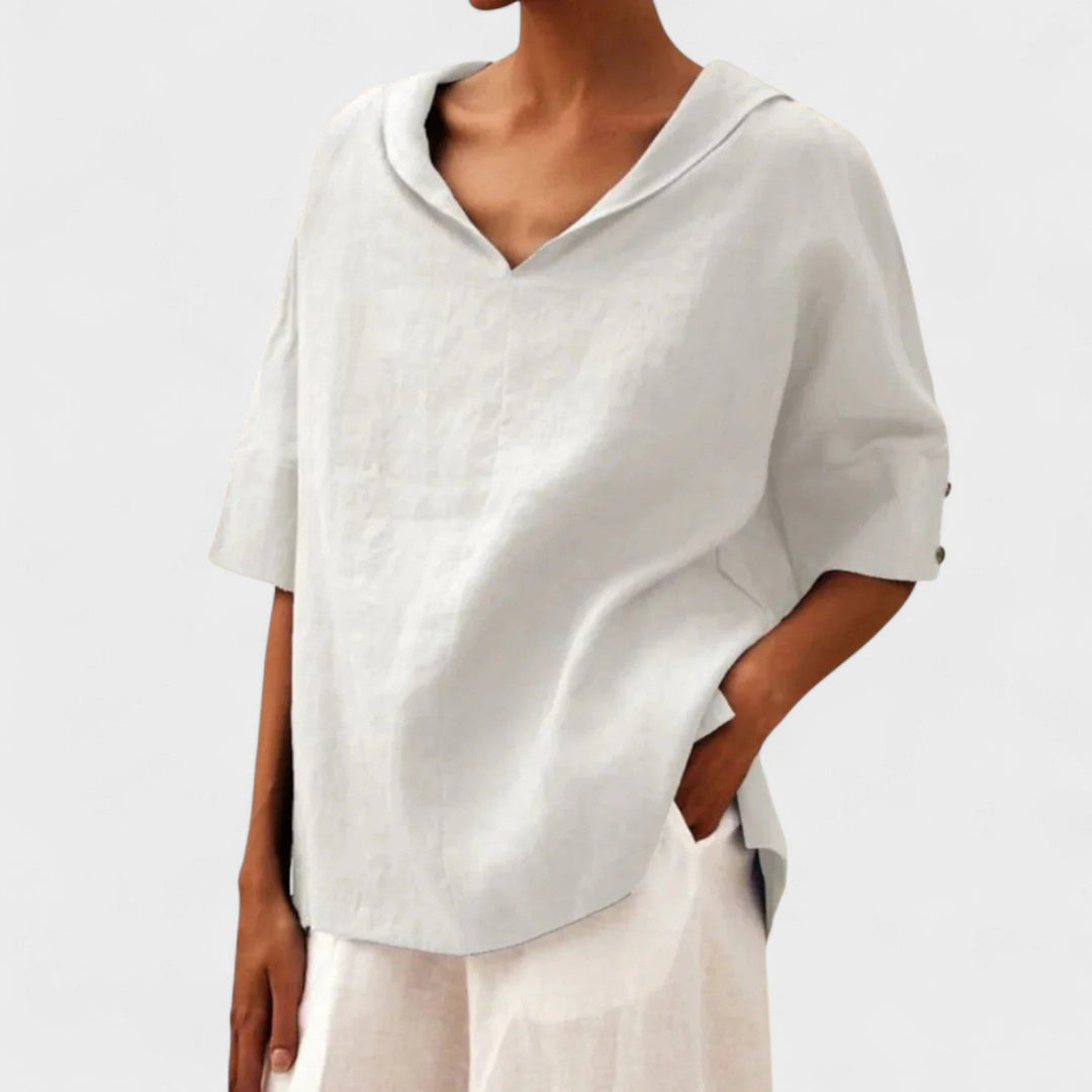 Liliana – Sophisticated Blouse