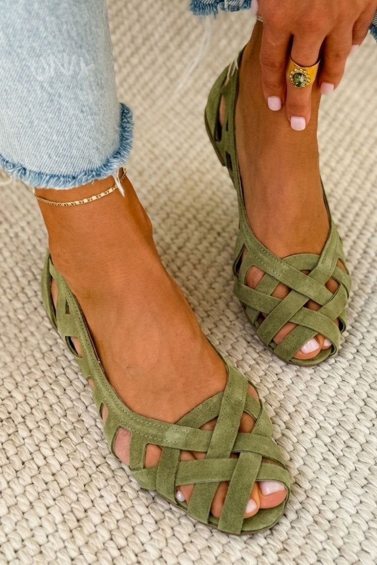 Caterina - Vibrant Summer Woven Sandals