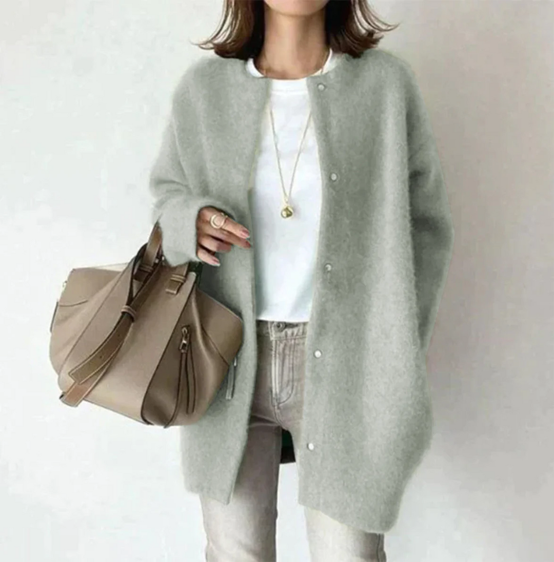 Lilly - Stylish Knitted Cardigan