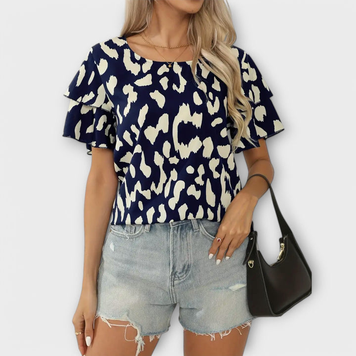 Evelyn - Stylish Blouse with Round Pocket