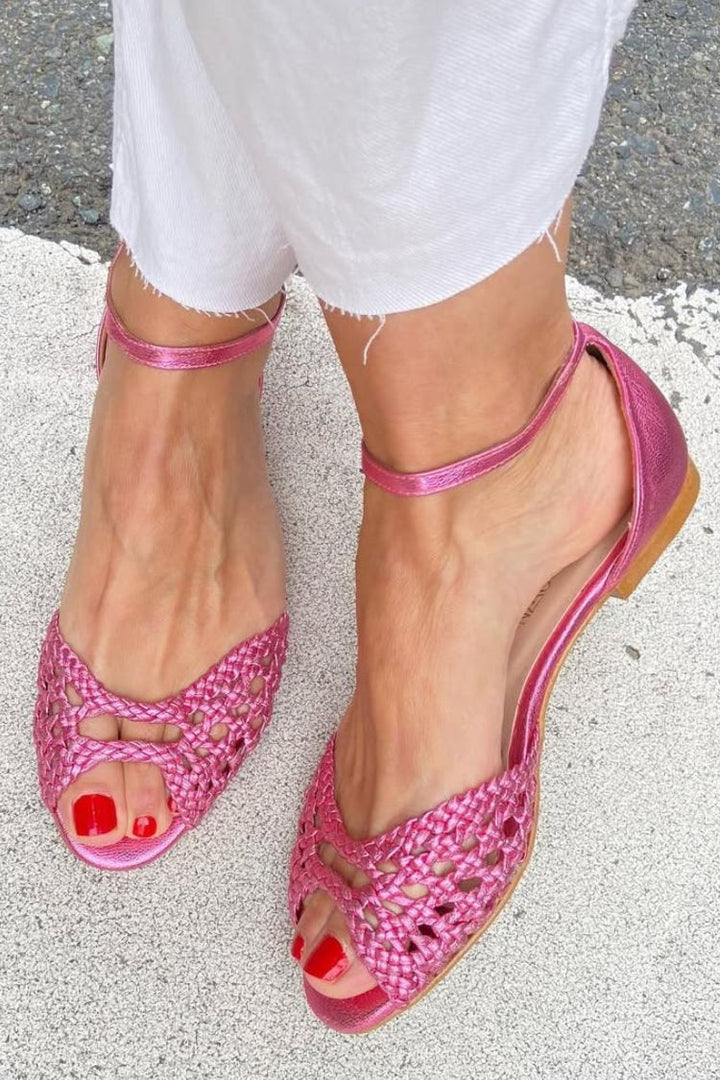 Isadora - Golden Woven Sandals