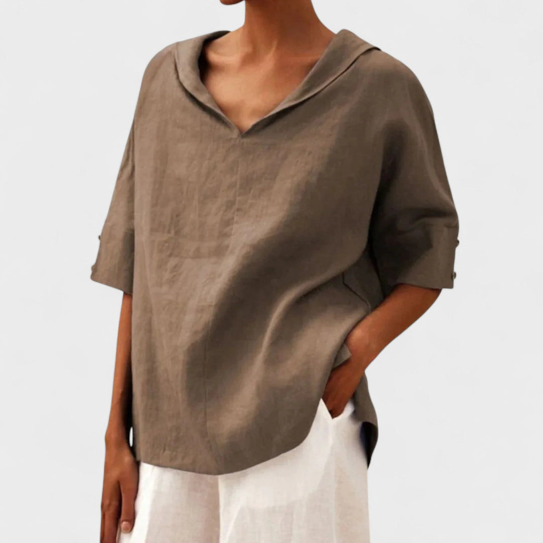 Liliana – Sophisticated Blouse