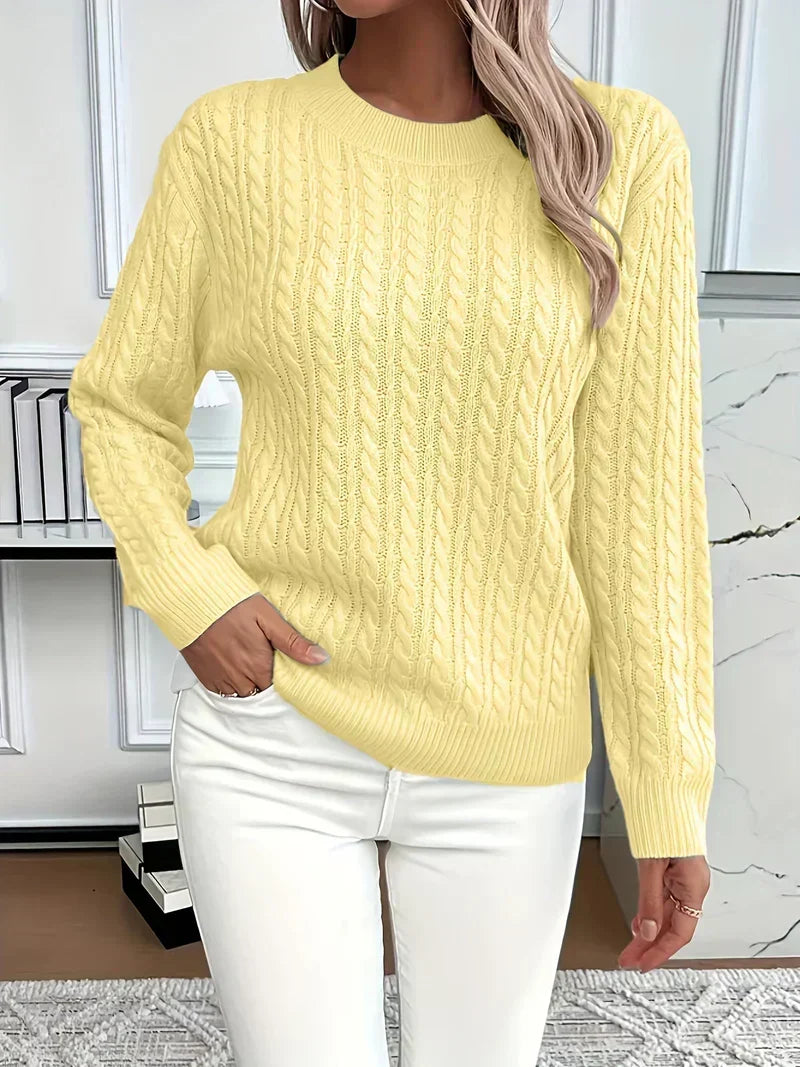 Quinisha – Sweater with Cable Knit Pattern