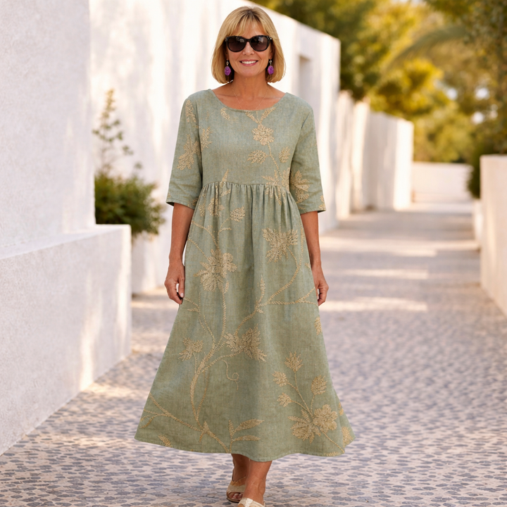 Susan | Floral Dress with a Summery Vibe