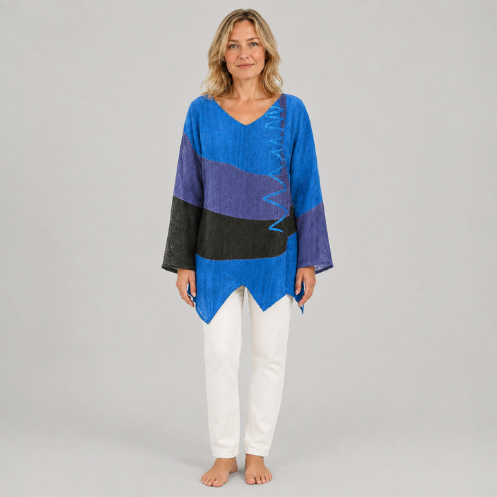 Chloe – Creative V-neck Tunic