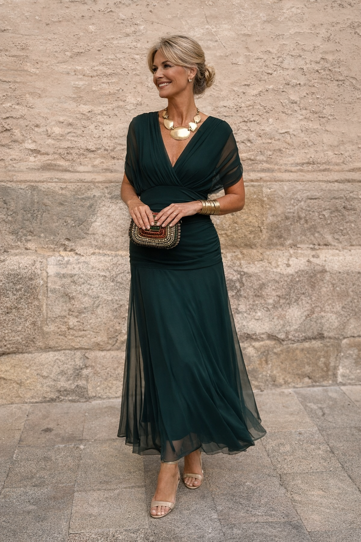 ANA | FLOWING AND SOPHISTICATED DRESS