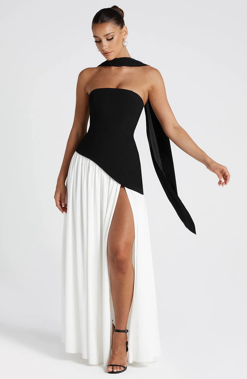 Beatriz - Sophisticated Long Dress