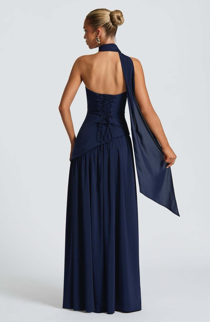 Beata – Sophisticated Long Dress