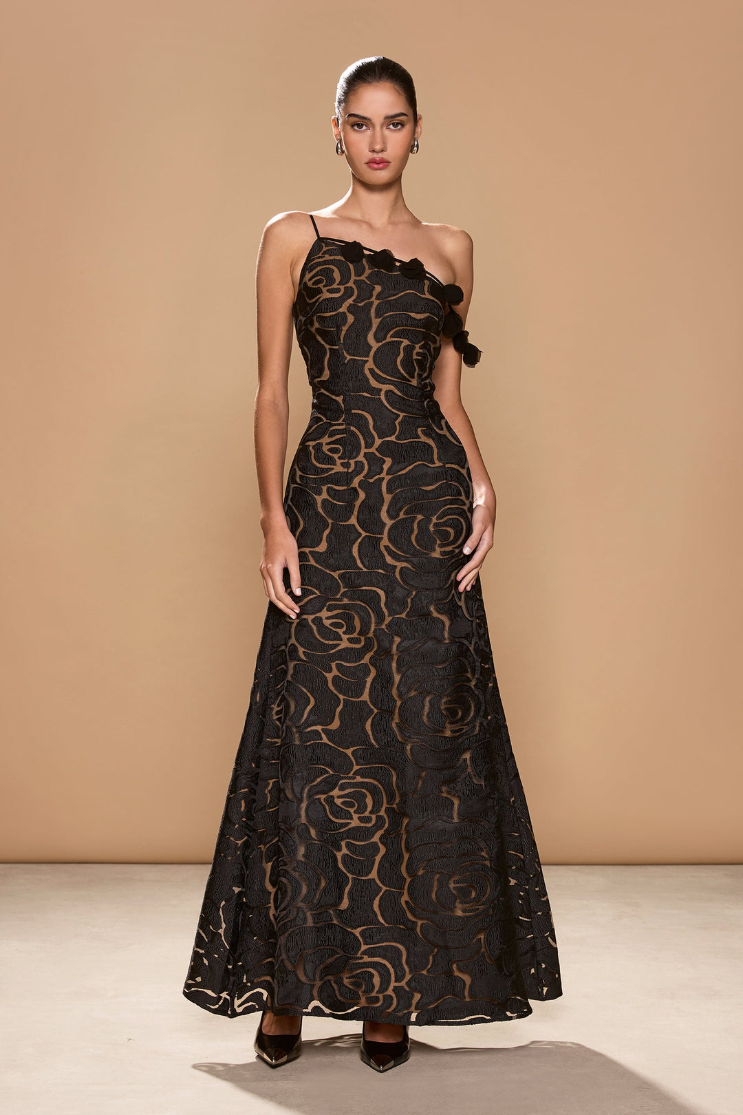 Paloma – Floral Lace Maxi Dress
