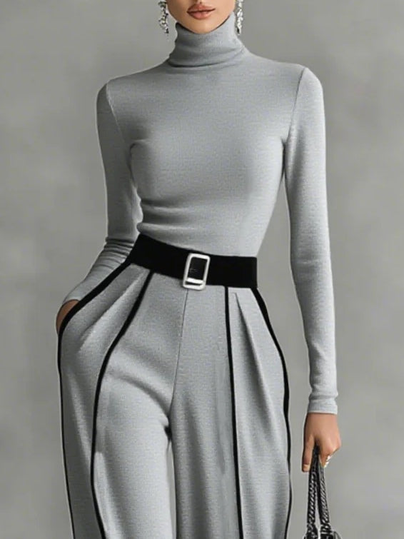 Vera™ - Stylish Set with Contrast Details