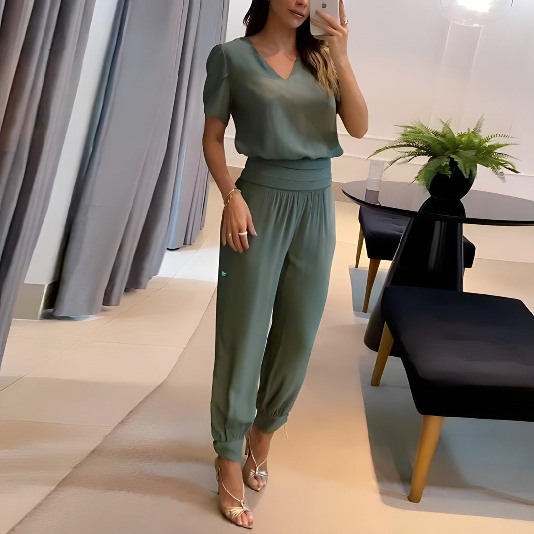 Daphne - Stylish and Trendy Set