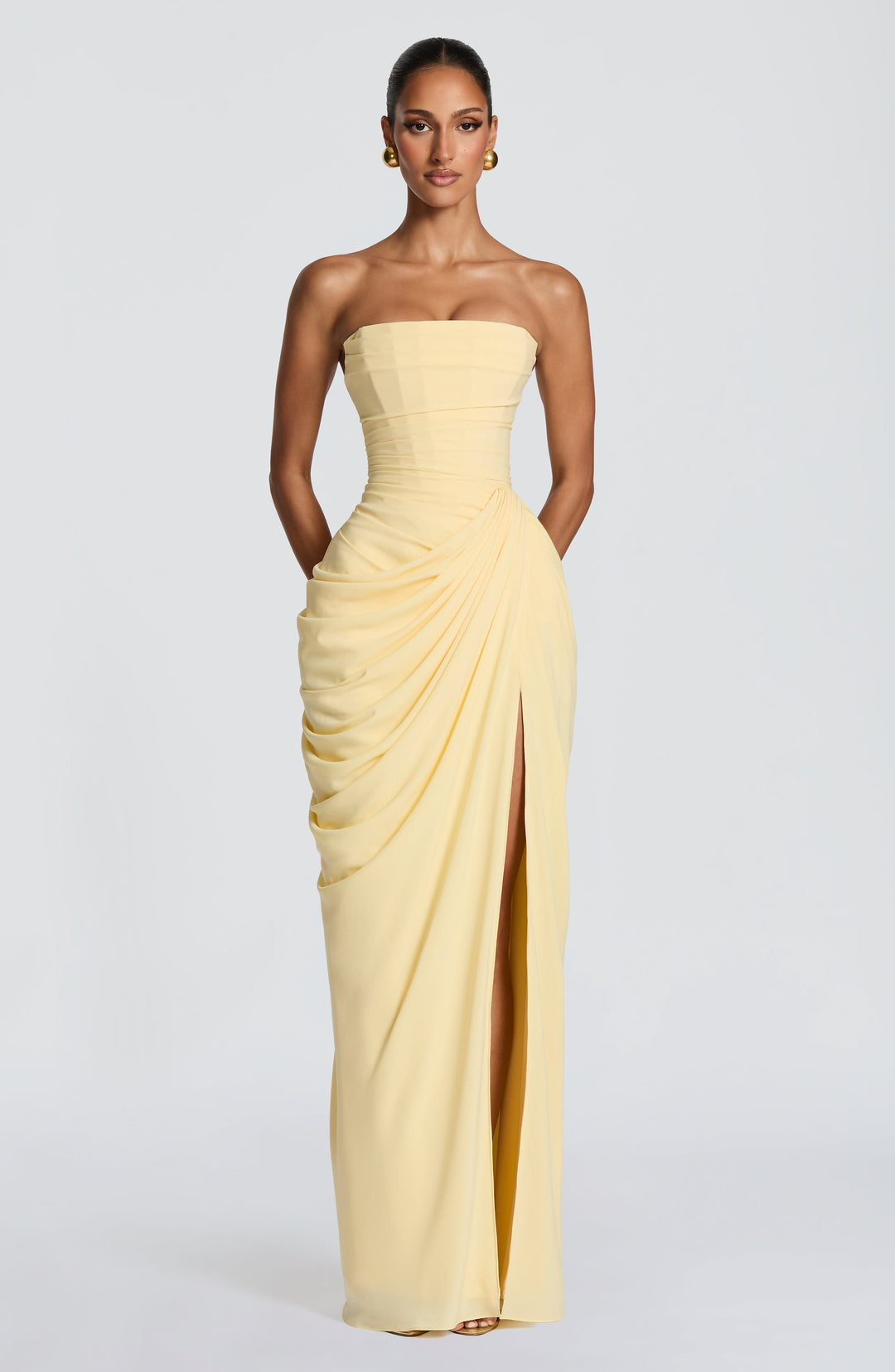 Lola - Sophisticated Draping and Elegant Presence