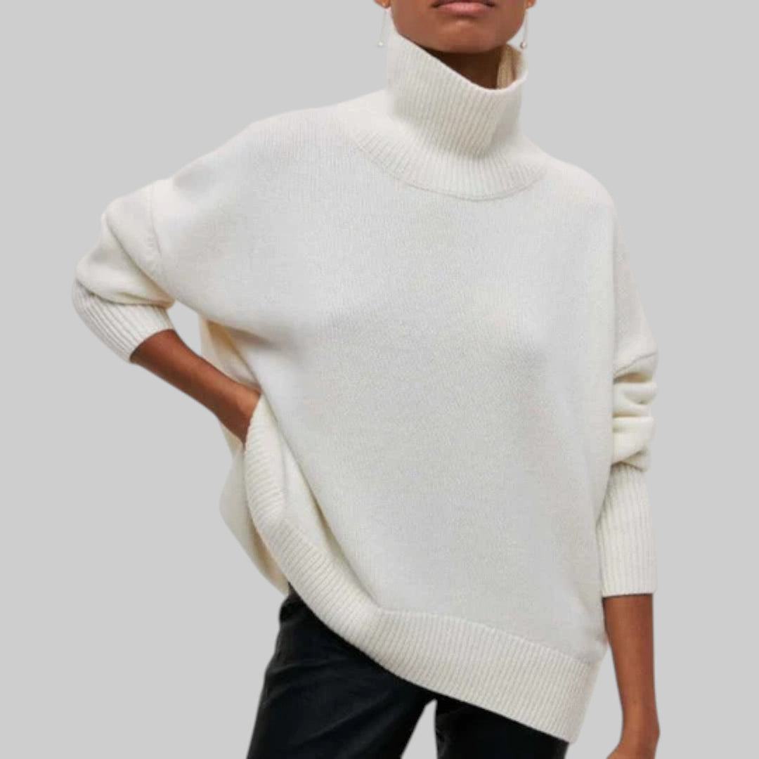 Amélie - Oversized Cotton Hoodie with Round Neckline