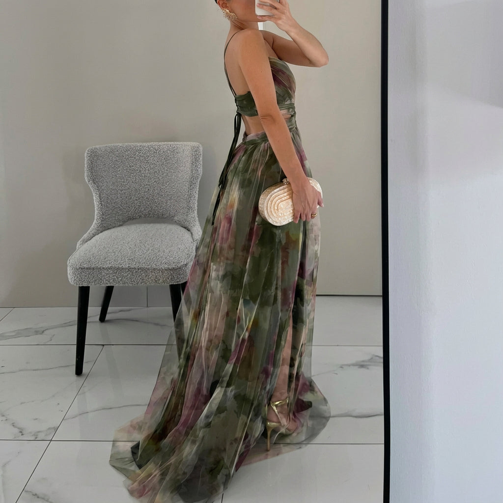 Margareeta – Floral Pattern Maxi Dress