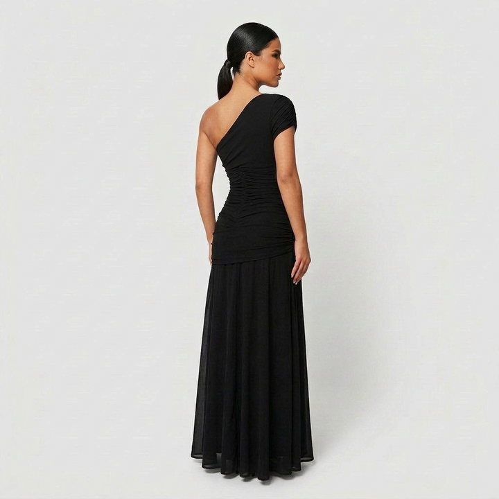 Ana - Elegant Maxi Dress