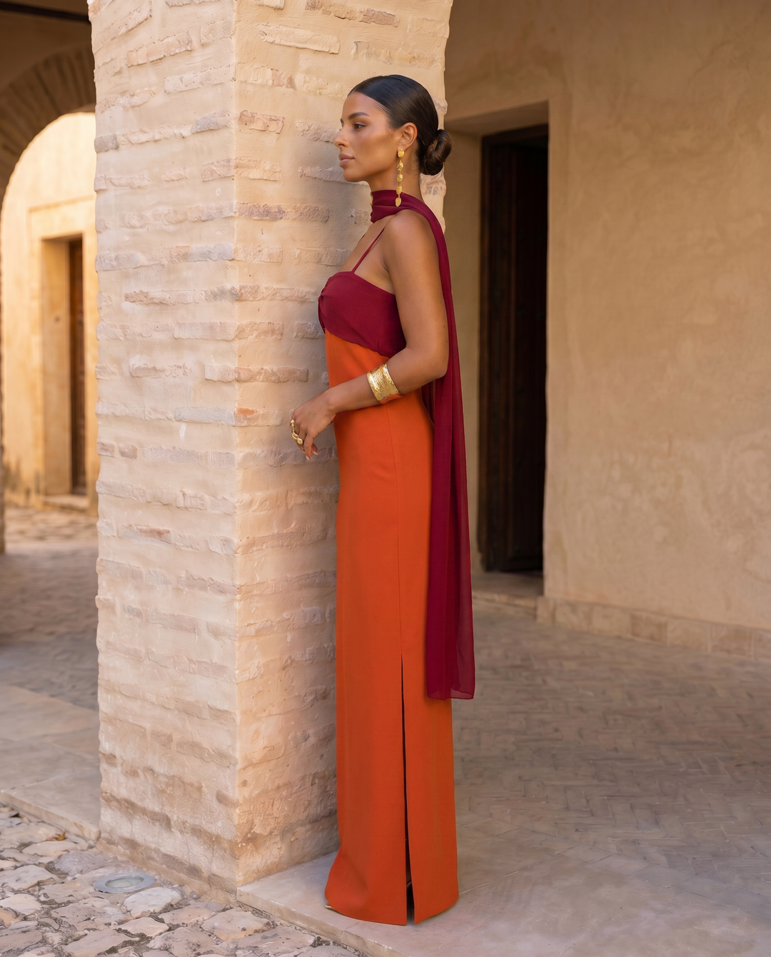 Amélia Long Dress - Sophisticated Contrast