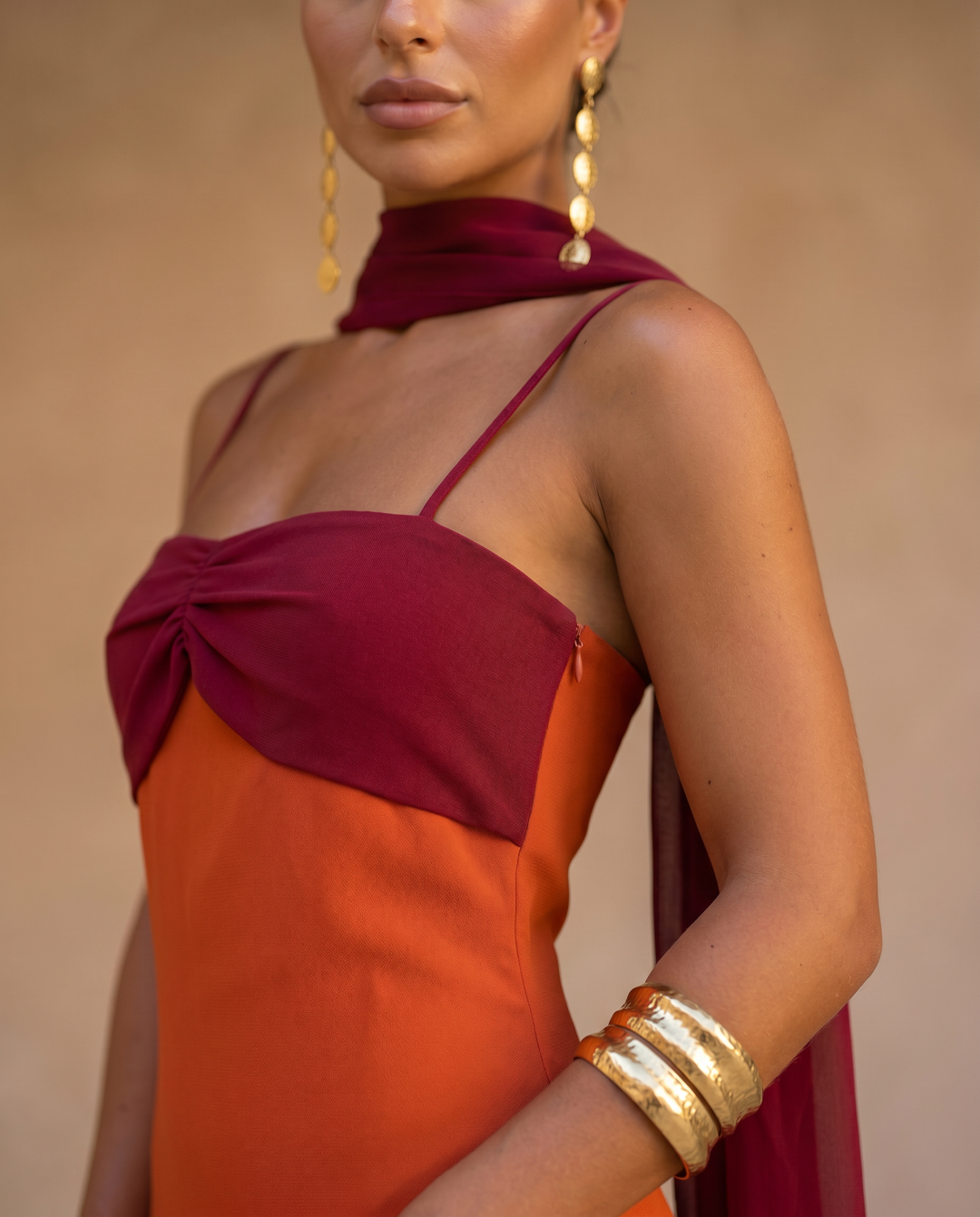 Amélia Long Dress - Sophisticated Contrast