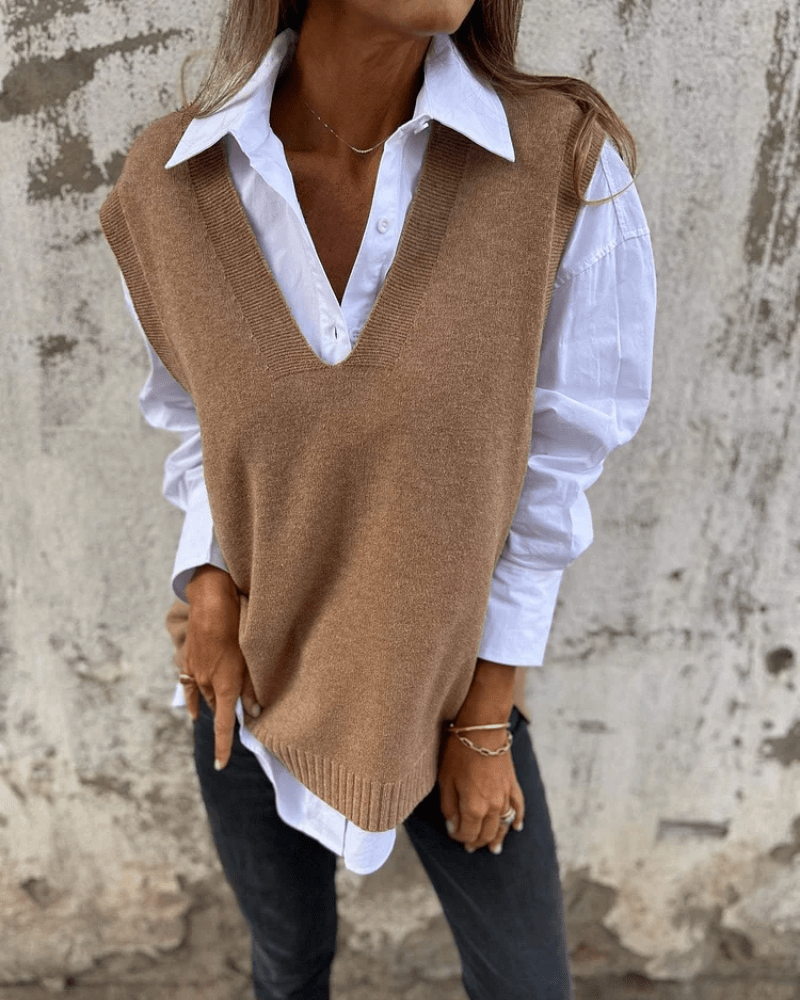 Violaine – Knitted Sleeveless Cardigan