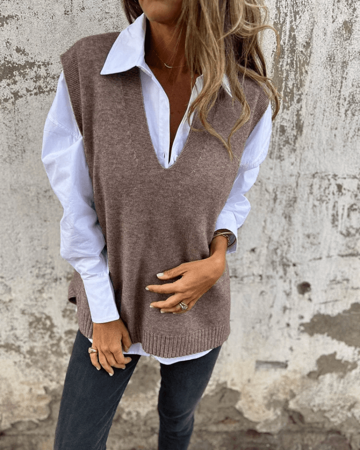 Violaine – Knitted Sleeveless Cardigan